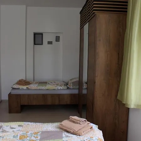 Lägenhetshotell V Podhradi 3*
