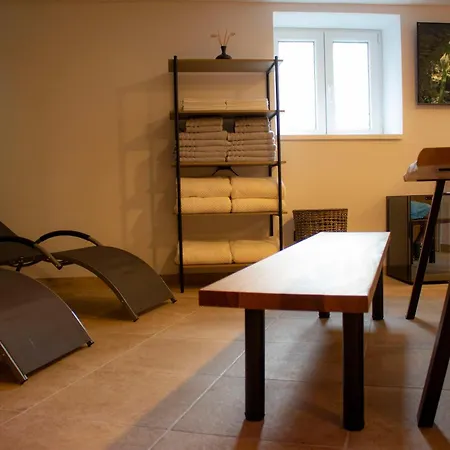 V Podhradi Aparthotel Bečov nad Teplou